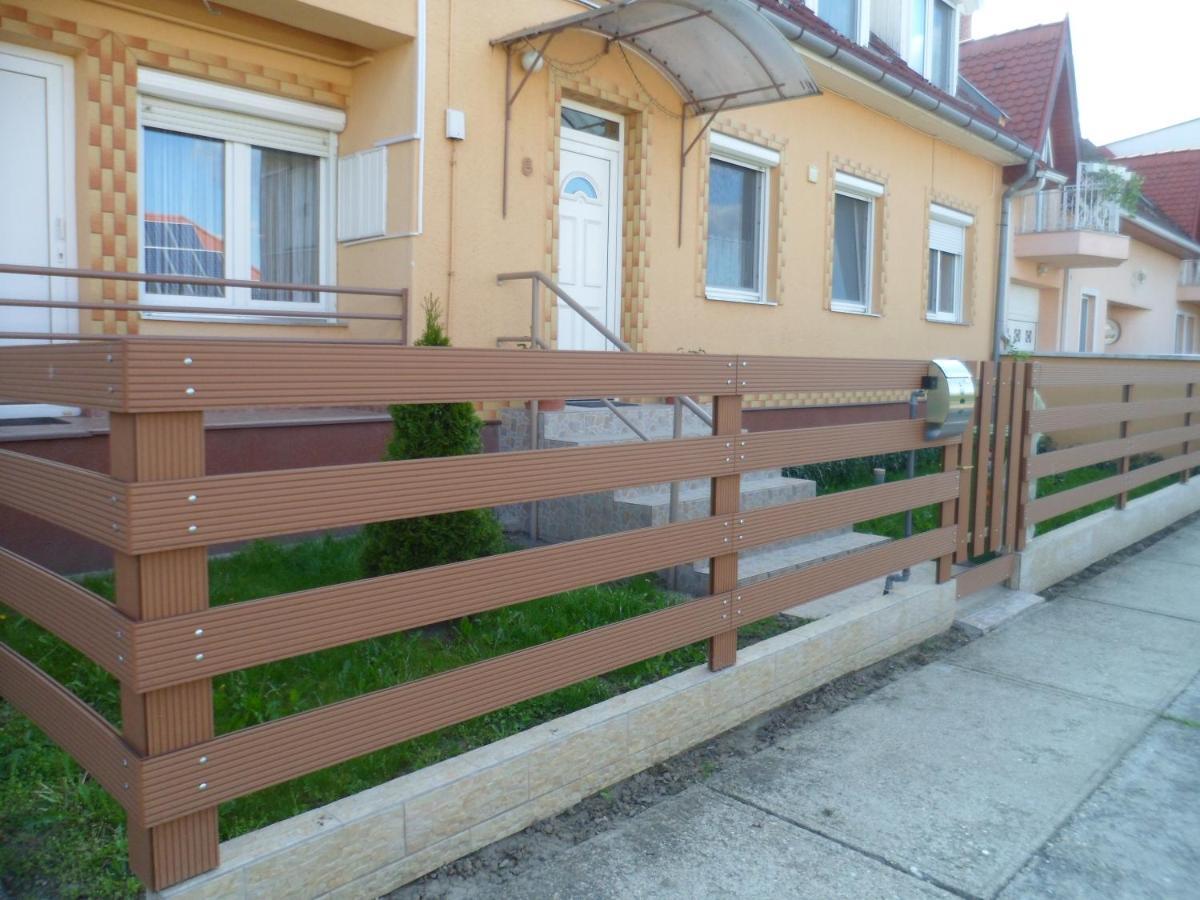 Makai Apartman Hotel Hajduszoboszlo Luaran gambar